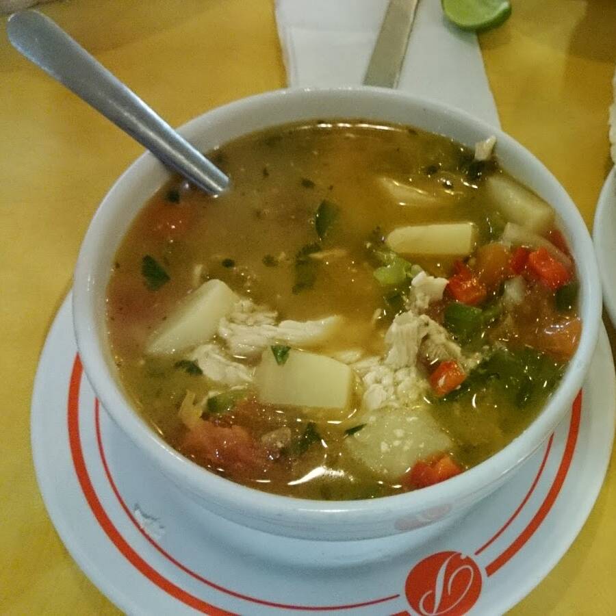 Sopa de Pollo