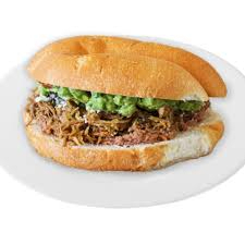 Torta de Chicharron En Salsa Verde