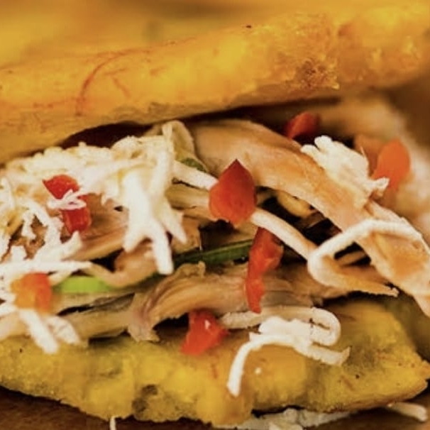 Sándwich de Patacones con Filete