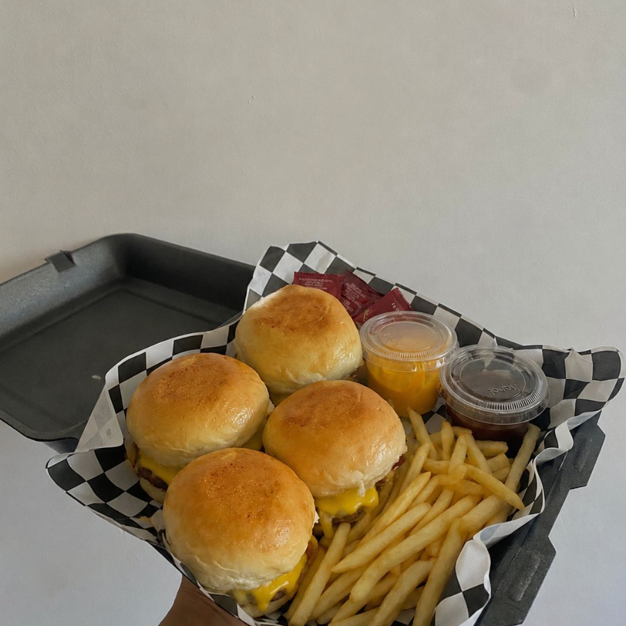 4 Mini Hamburguesas