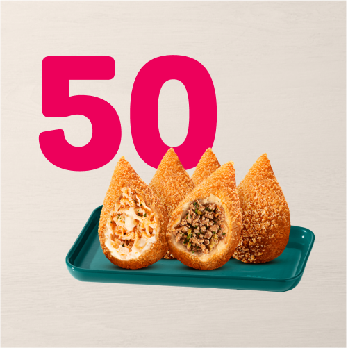 Escolha 50 unidades das nossas deliciosas Coxinhas Clássicas, entre os sabores: Frango com Cremely, Calabresa ou Carne. Irresistível. Cuidado, recheio quente.