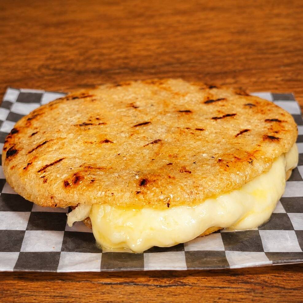 Arepa Sencilla de La Quesuda