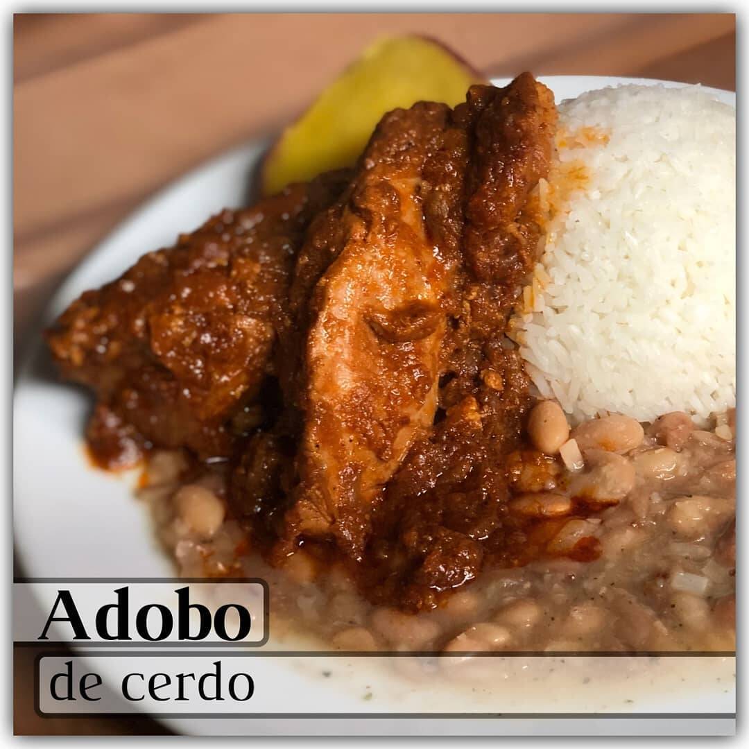 Adobo de Panceta con Frijoles y Arroz