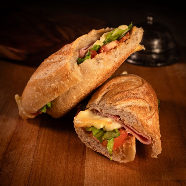 Baguette de Jamón Alemán con Queso