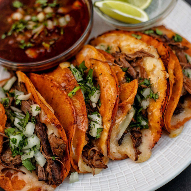 Takos de Birria con Queso Derretido(3 Piezas).
