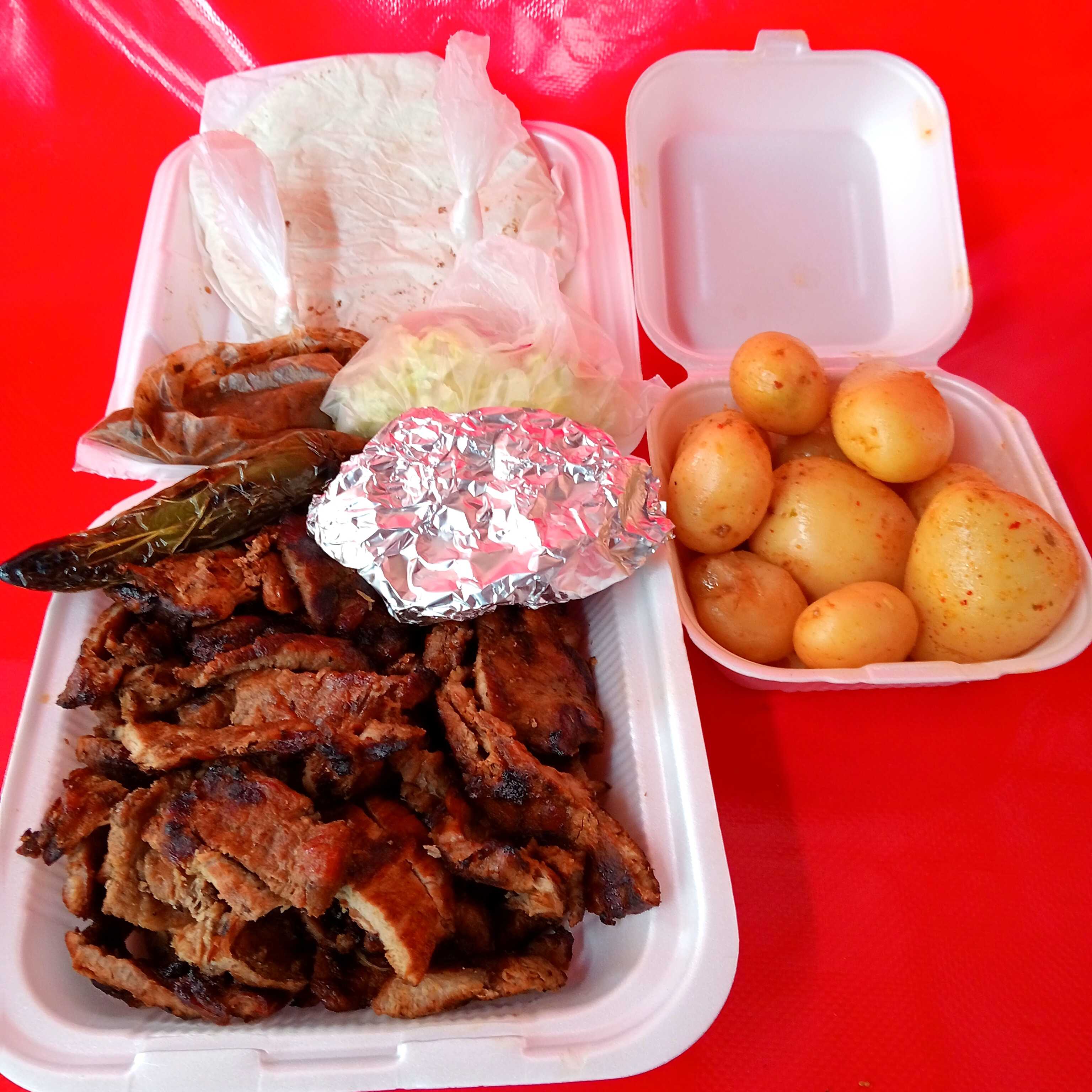 1 orden mixta carne y costilla