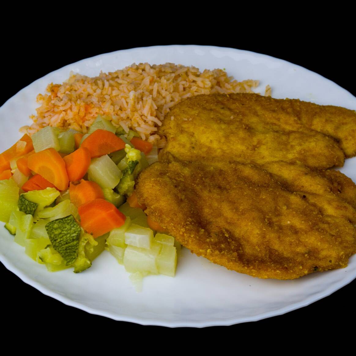 MIlaneza de Pollo con Arroz y Verduras