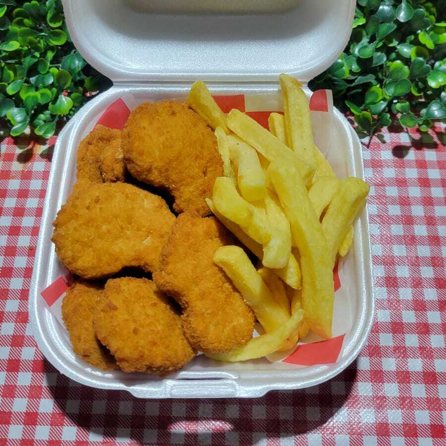 10 Nuggets y Papas!