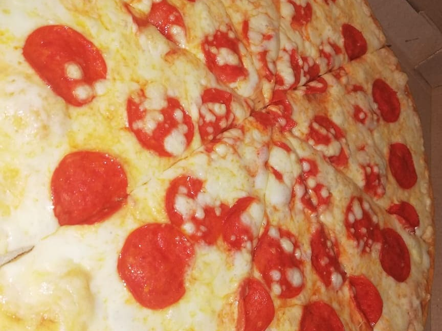 Pizza de Pepperoni Grande (40cm)