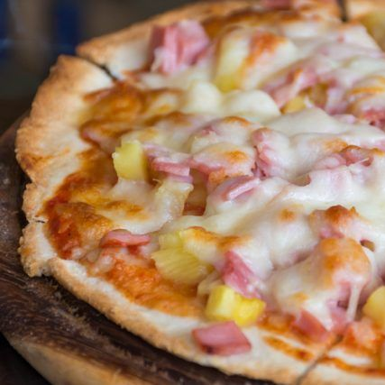 Pizza Hawaiana