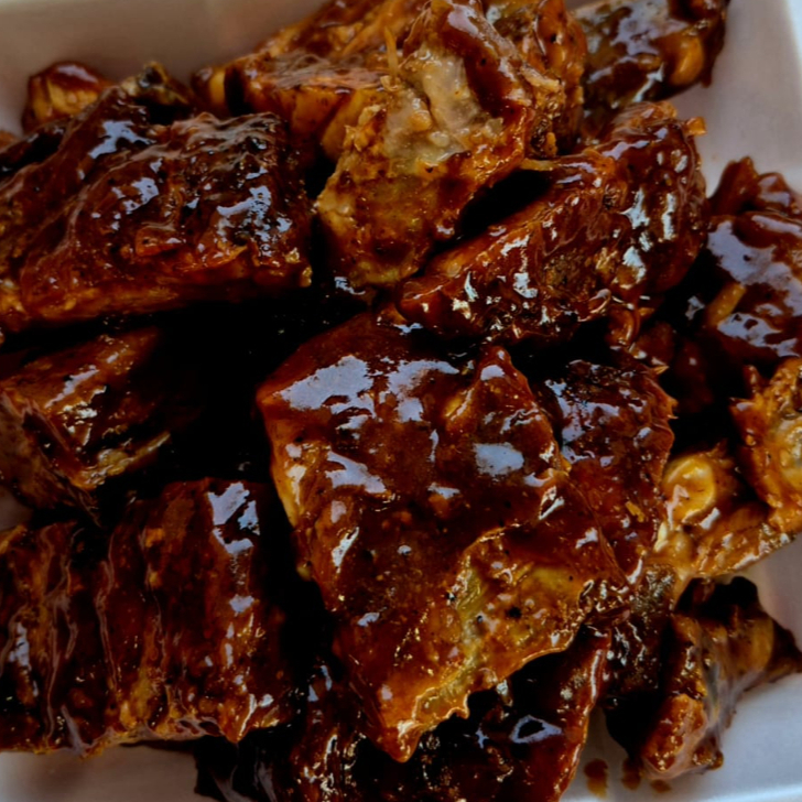 1/2 Kilo Costilla en Salsa Mixta