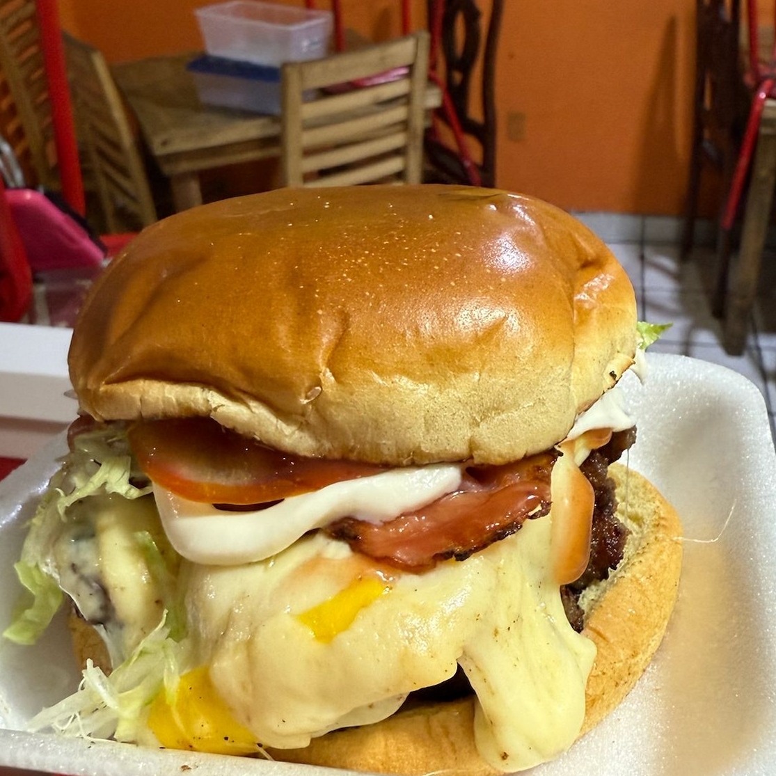Hamburguesa con Tocino