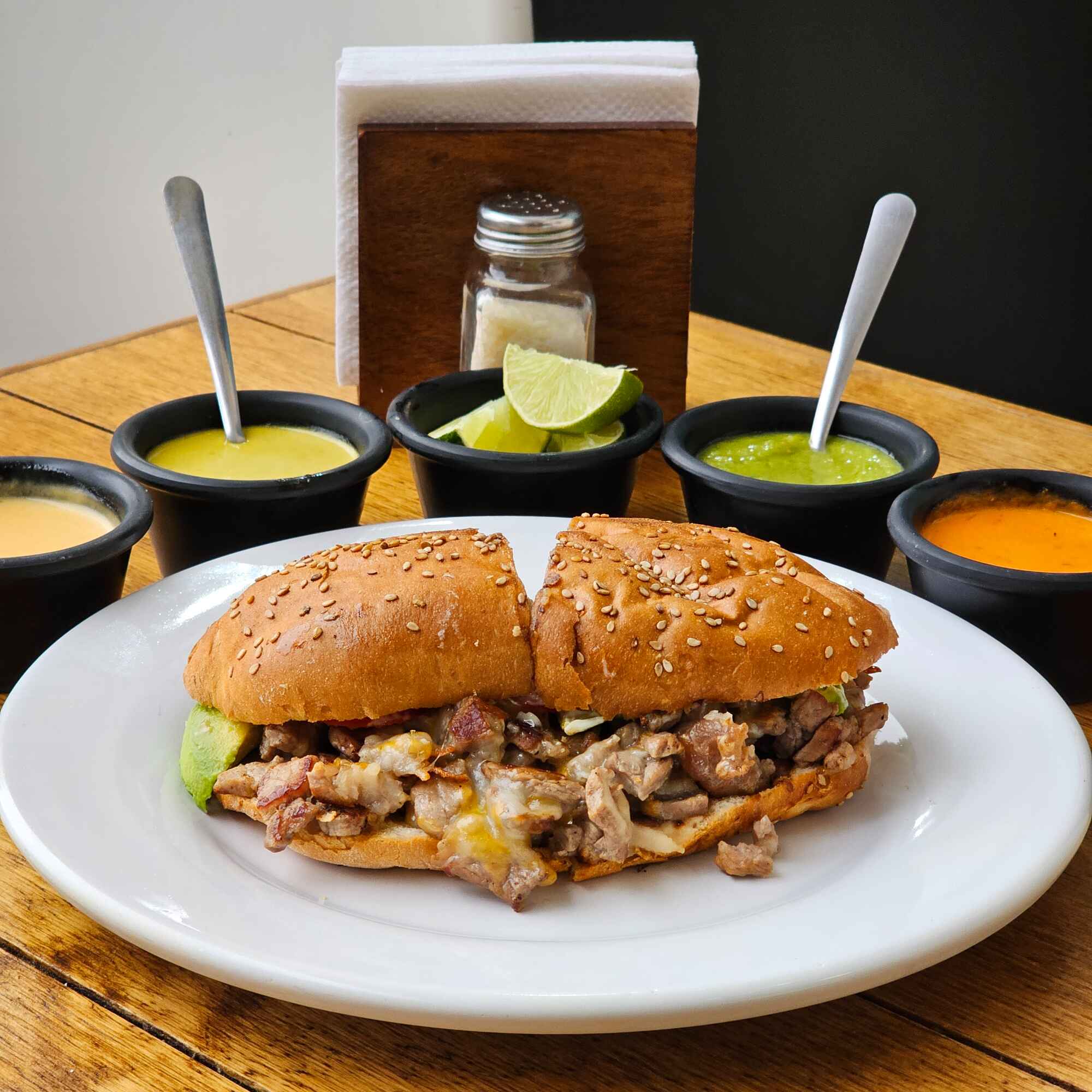 Torta de Arrachera
