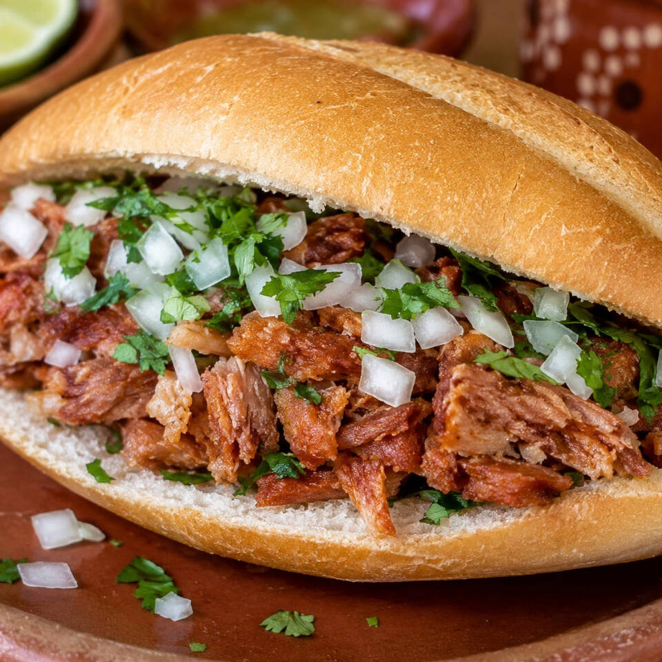 LONCHE DE CHICHARRON PRENSADO