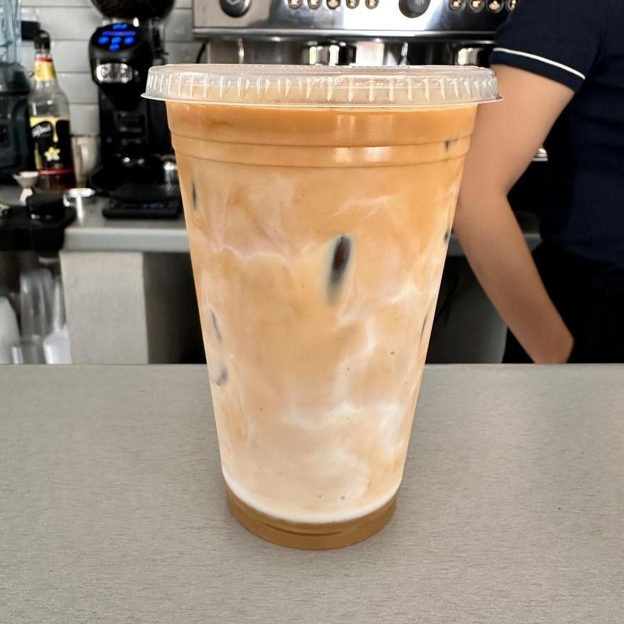 Latte Helado con Sabor