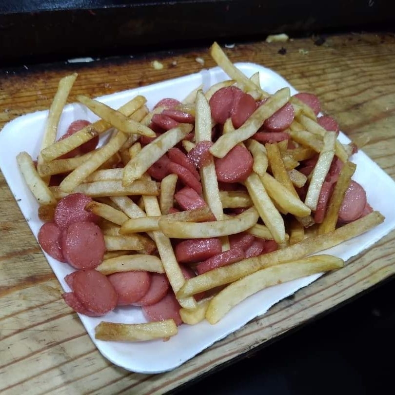 Salchipapas