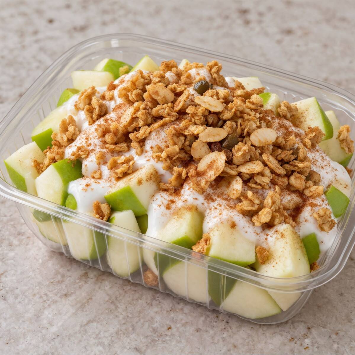 Manzana con Yogurt, Granola y Canela.