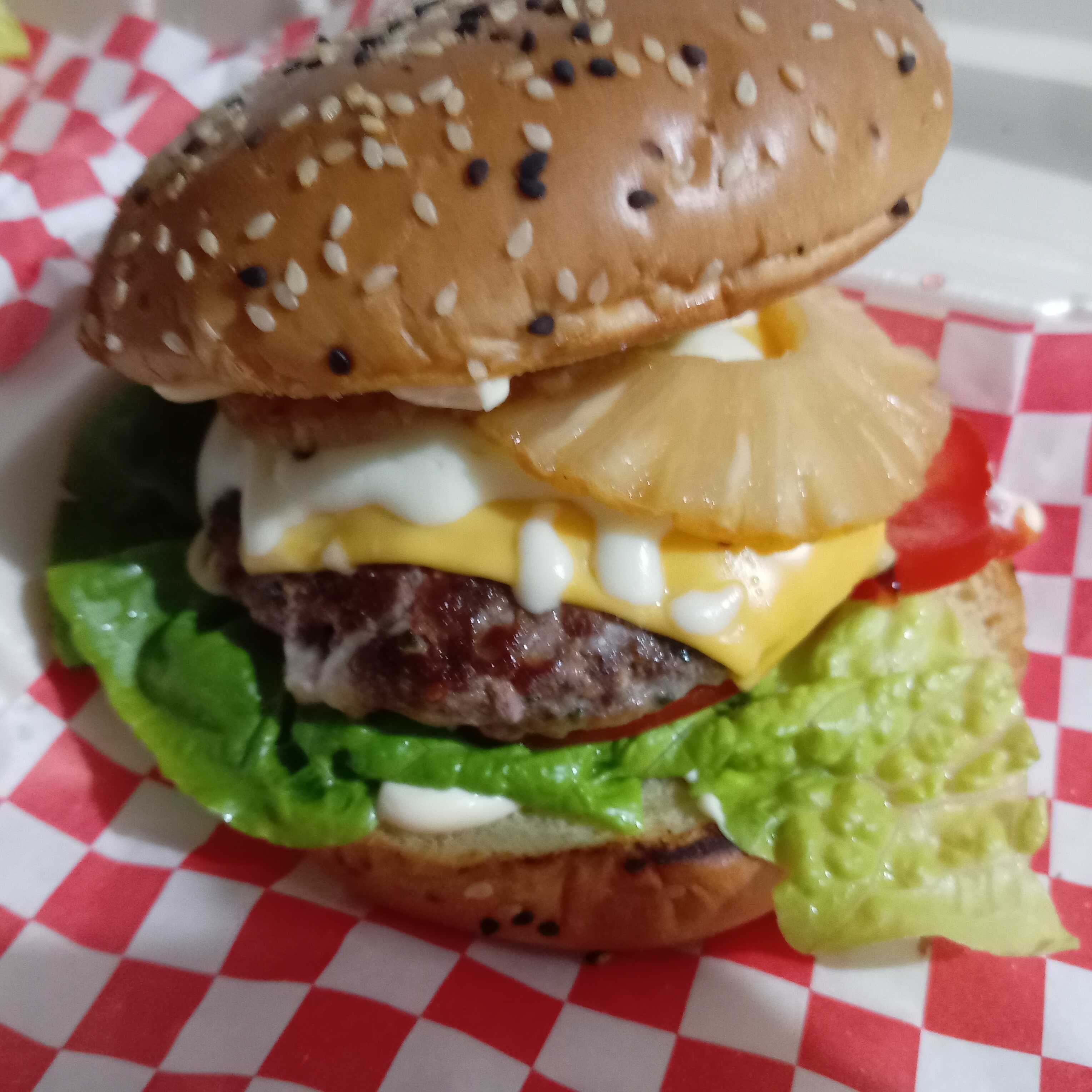 Hamburguesa Hawaiana