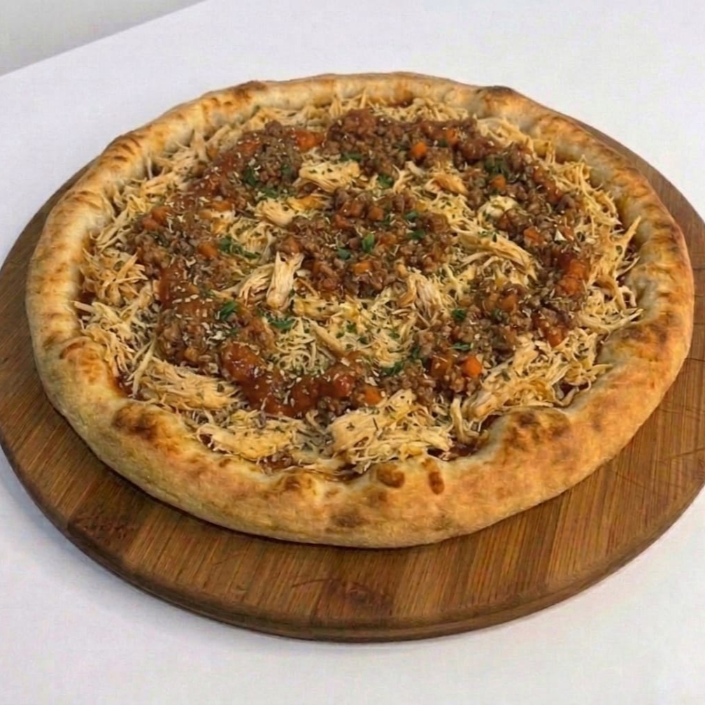 Mussarela,Frango e Molho a bolonhesa