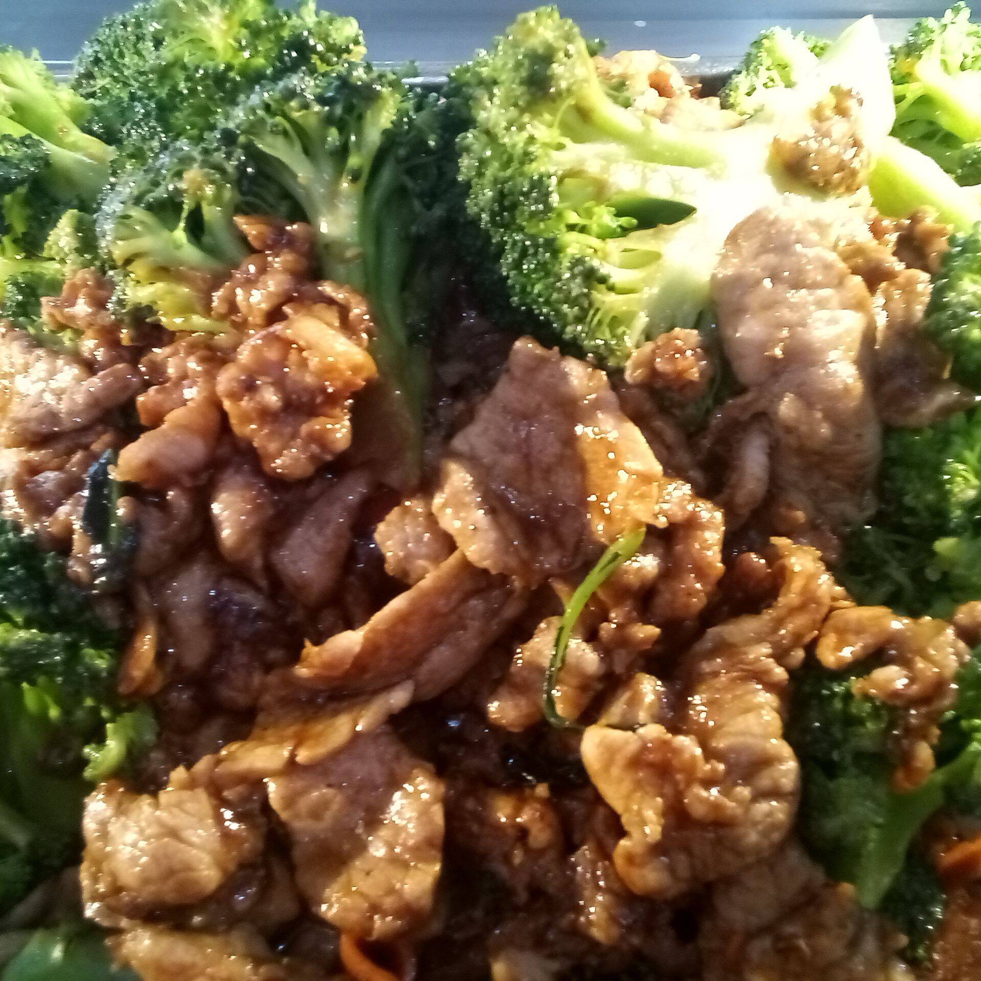 Puerco con brocoli