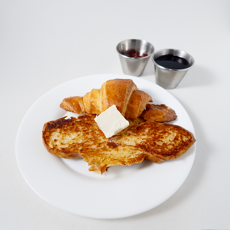 CROISSANT CON MANTEQUILLA