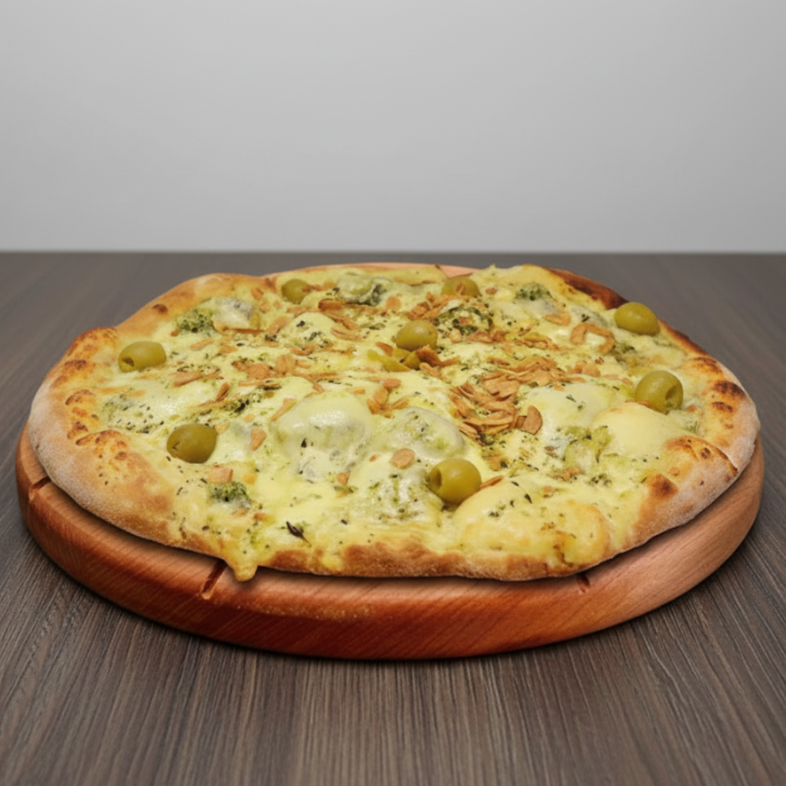 Mussarela, Brócolis refogado, Alho frito e Parmesão