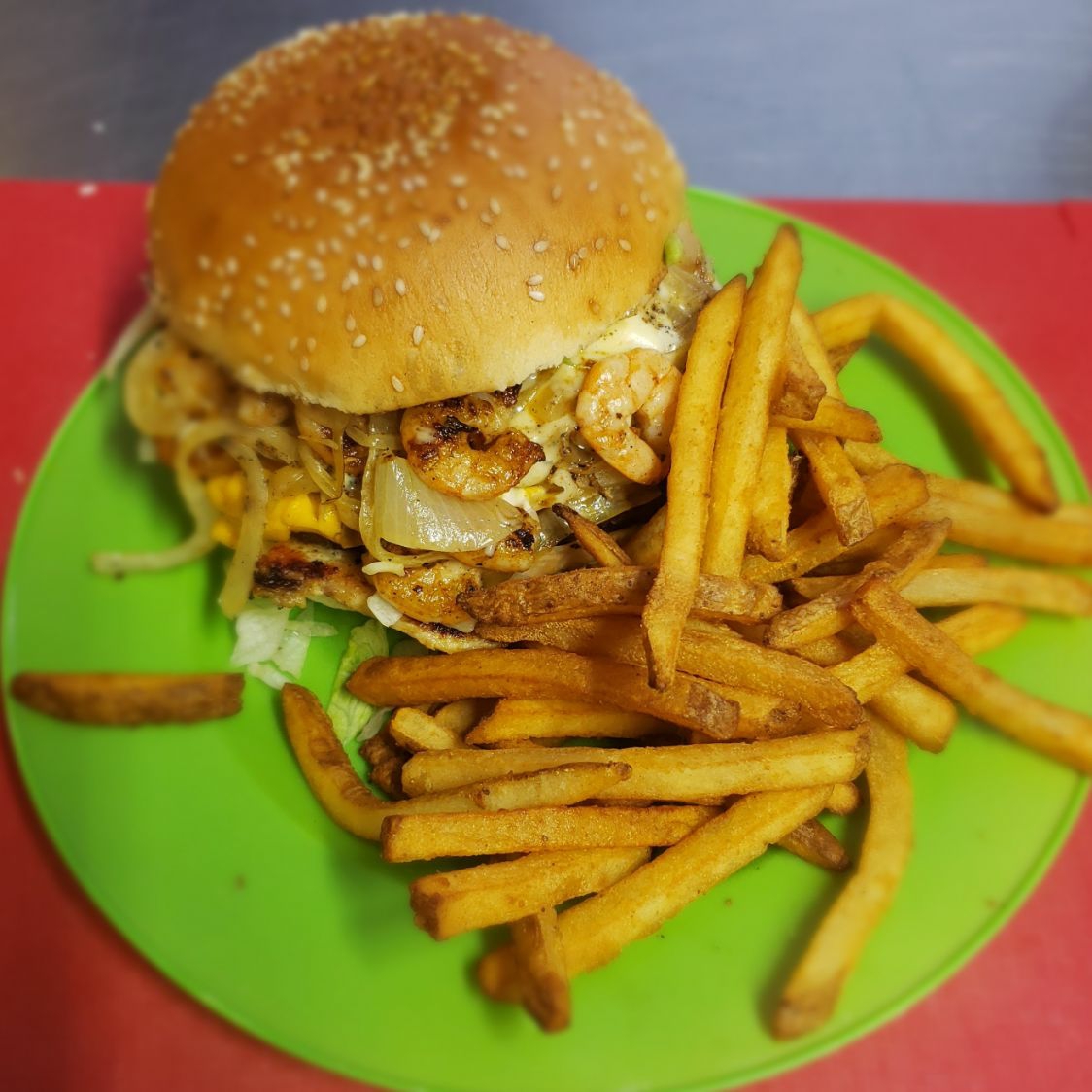 Combo Hamburguesa Tres Animales