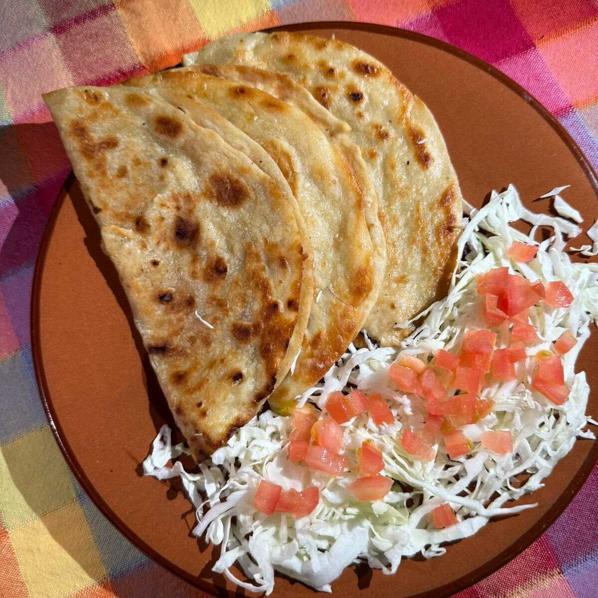 Quesadillas Harina/Maíz con Guiso