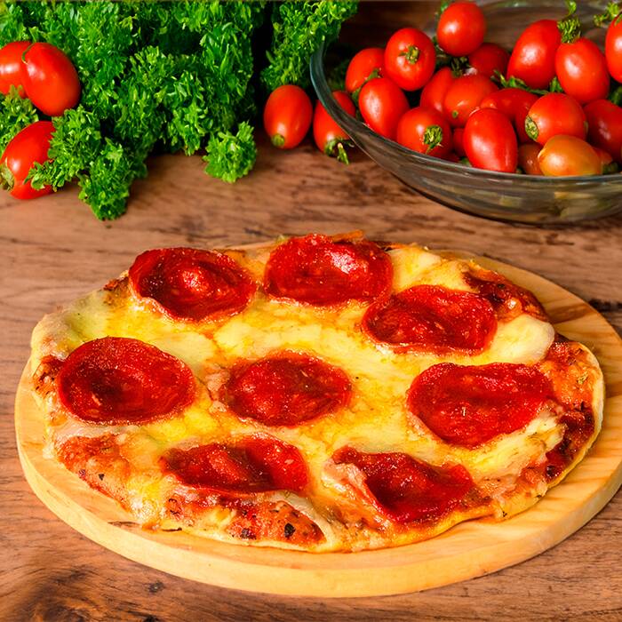 Pizza Small Salami 24 CM
