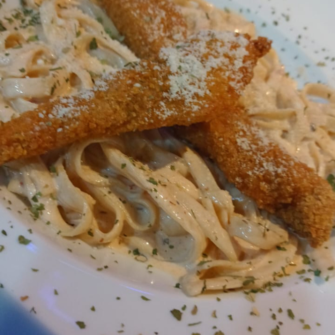 Fettuccine Alfredo