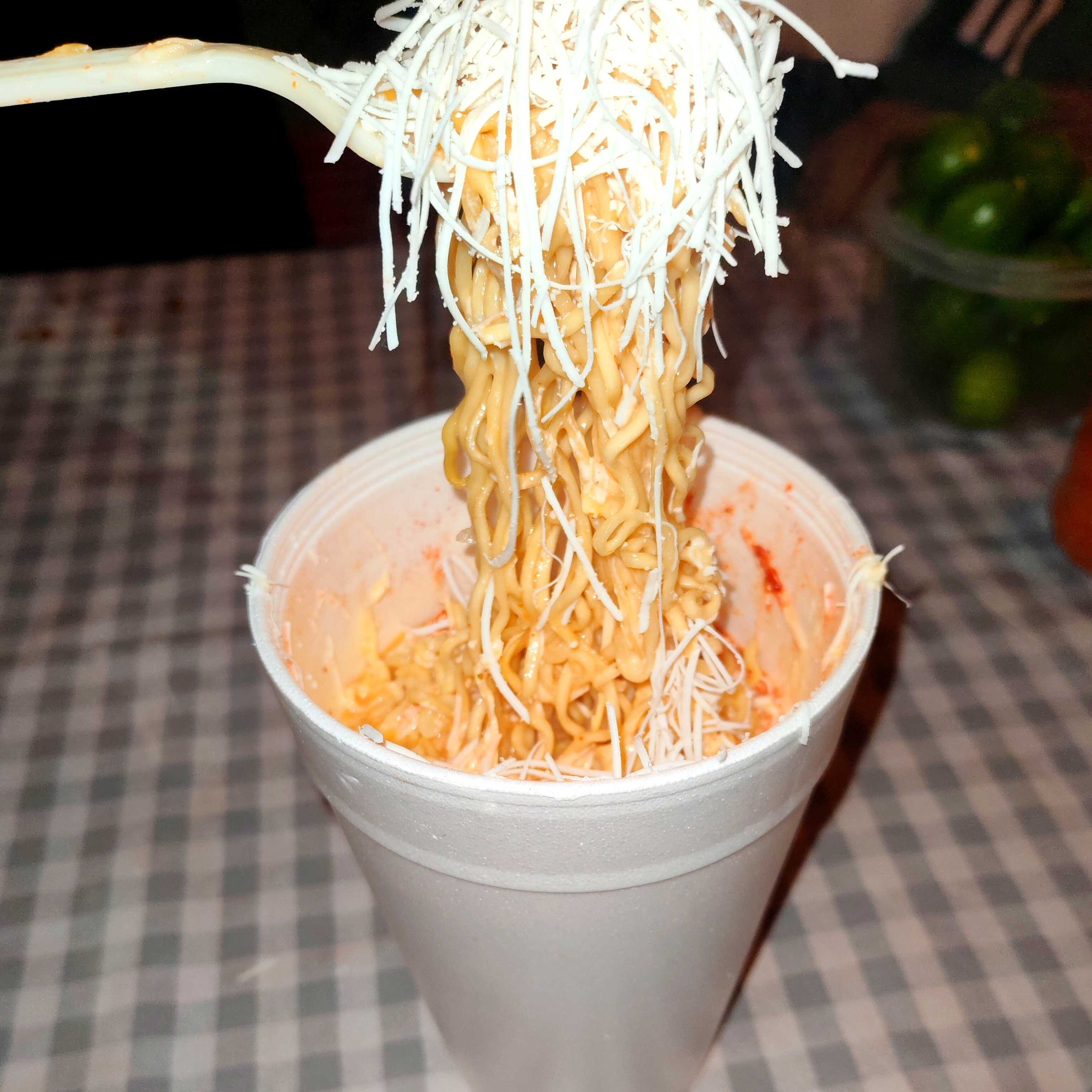 Maruchan con Elote