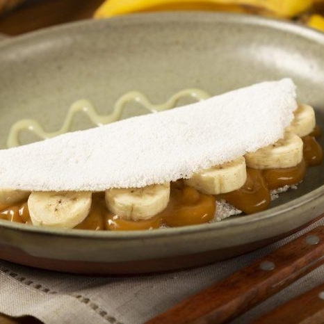 Chocolate ao leite preto com banana picada