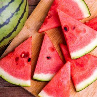 Coctel de sandia con tajin y limón
