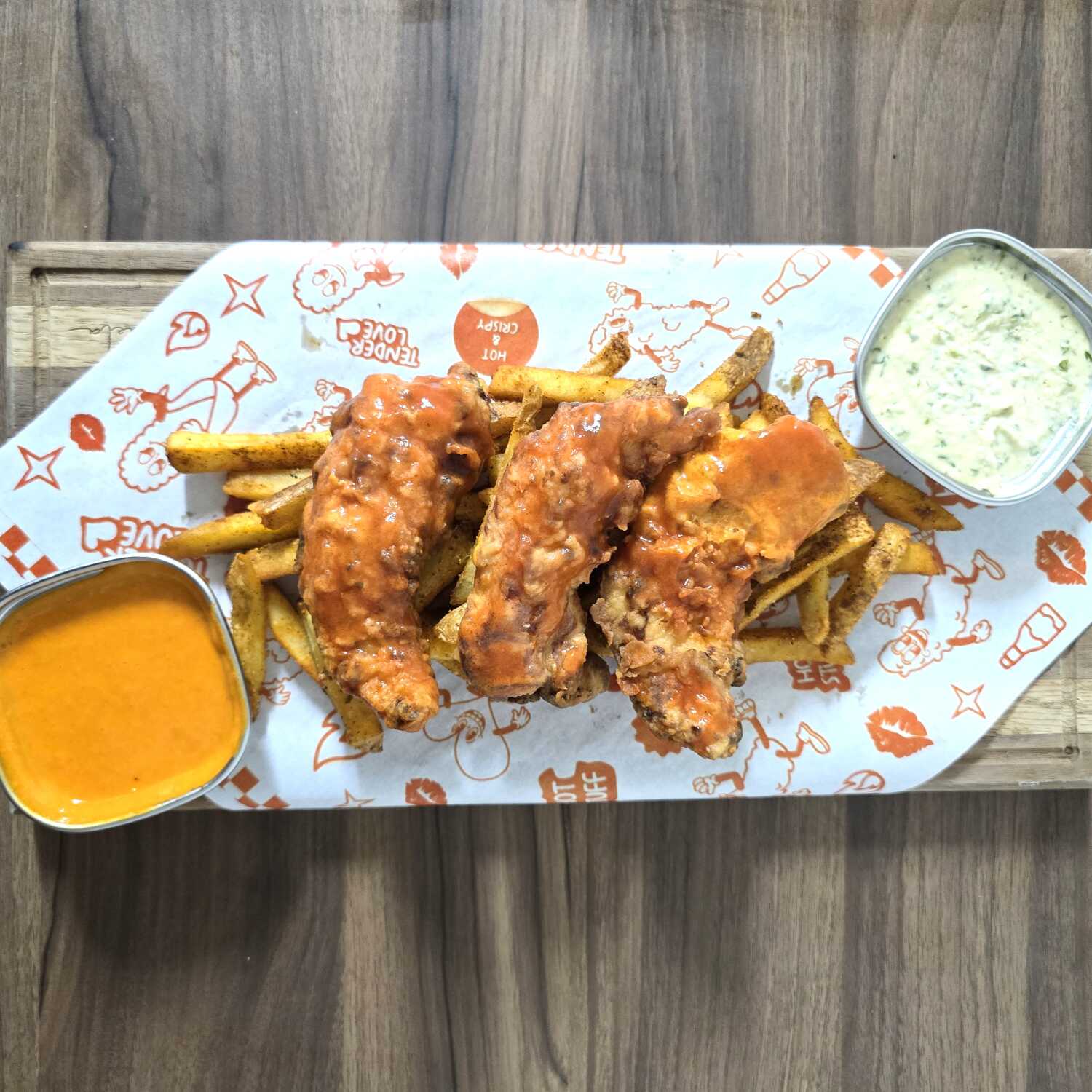 CHICKS & CHIPS