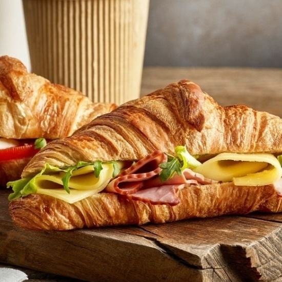 Croissant Sándwich