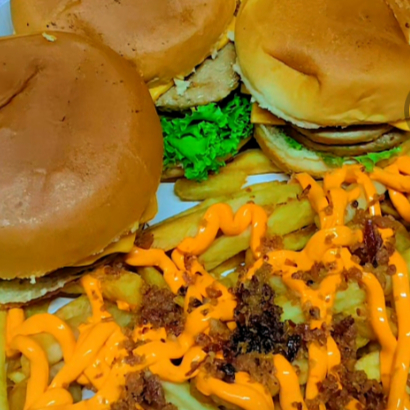 3 cheddar burguer 1 batata cheddar e bacon