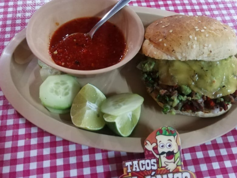 Cemita con Queso
