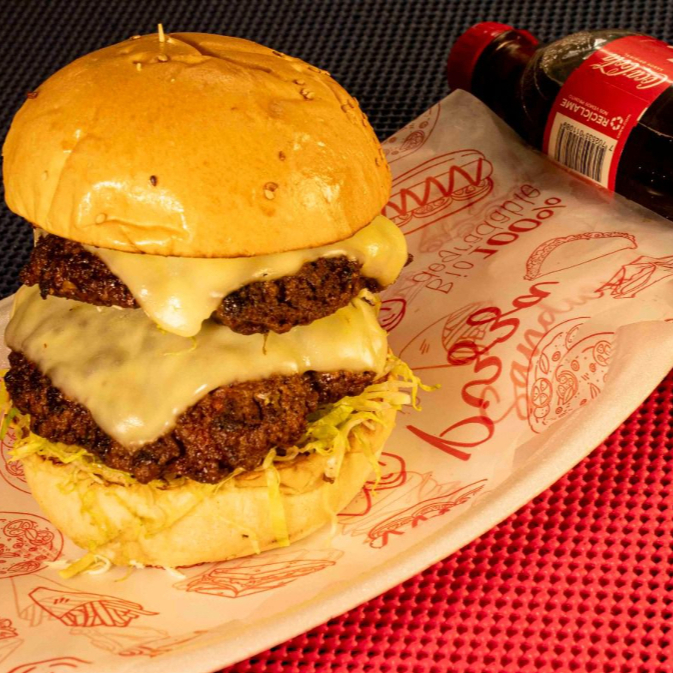 Burger Doble Carnes & Coca Cola 400Ml