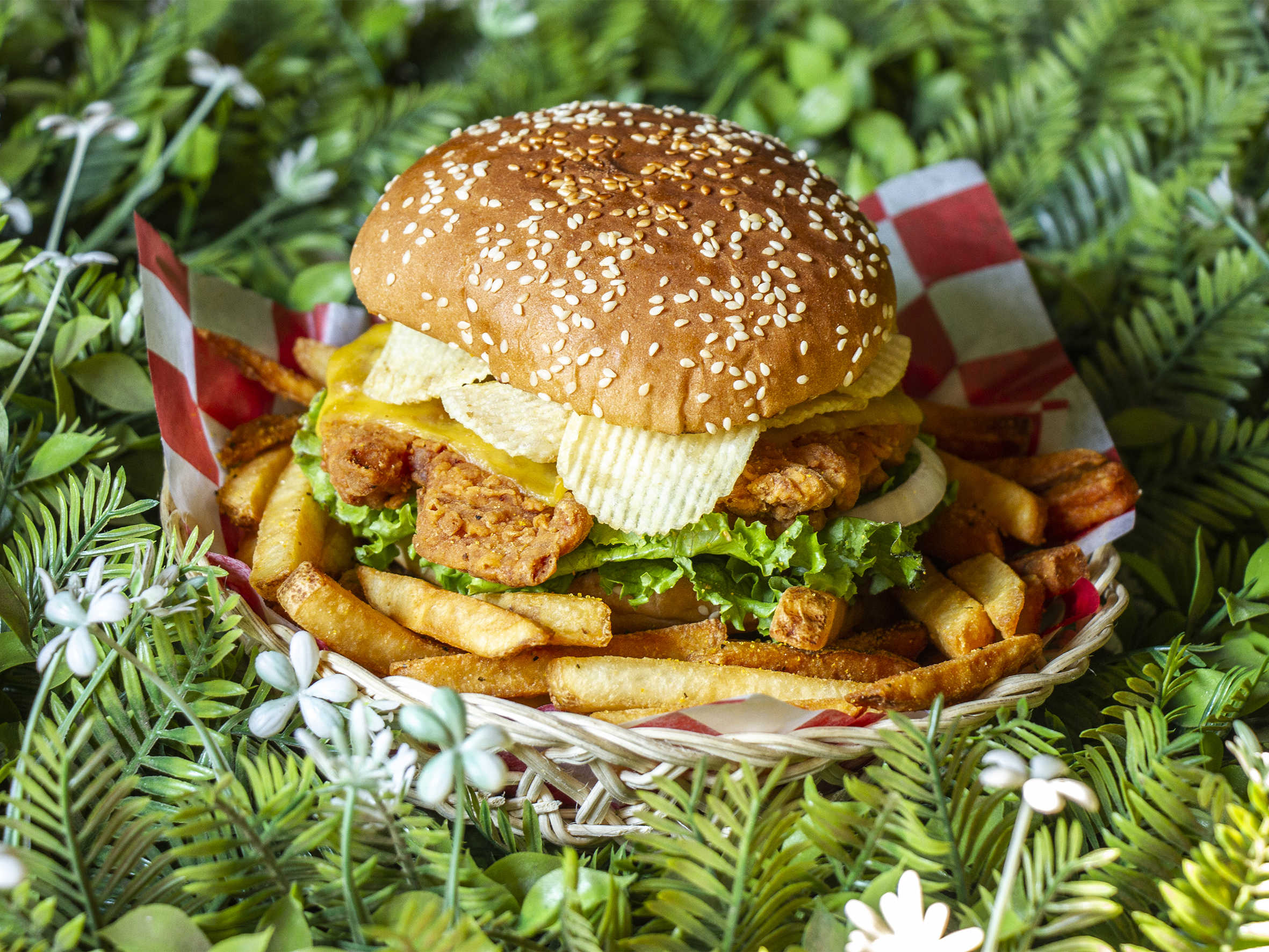 Combo-Hamburguesa Crispy + Papas a la Francesa