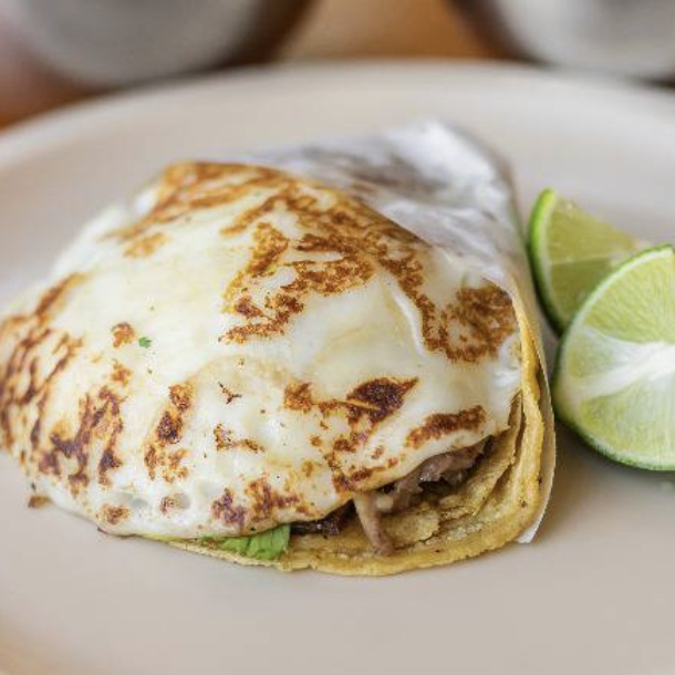 TACOS CON QUESO