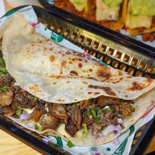 Quesadilla Machito