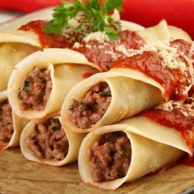 Acompanha Arroz e Feijão e Salada