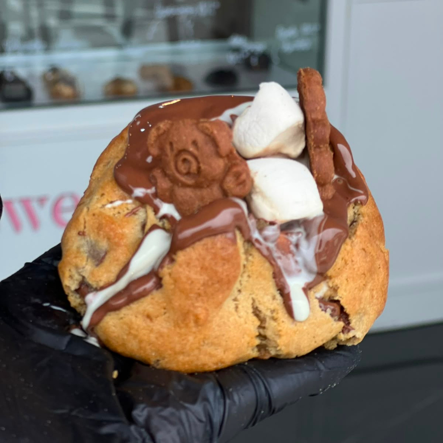 O melhor cookie do inverno, Muito chocolate ao leite e Marshmallow.