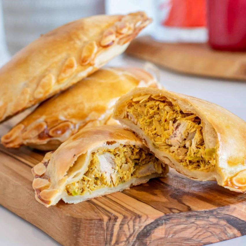 EMPANADA DE POLLO