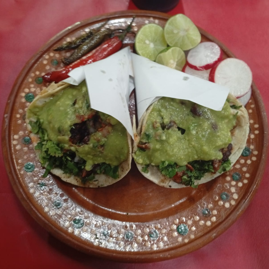 Tacos de Adobada
