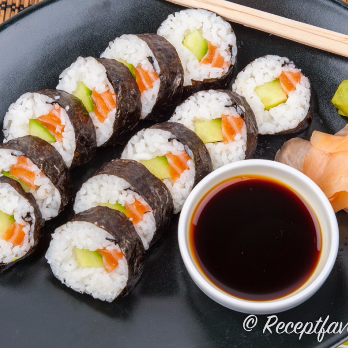 COMBO OJO DE GATO + ENTRADA + BEBIDA GRATIS