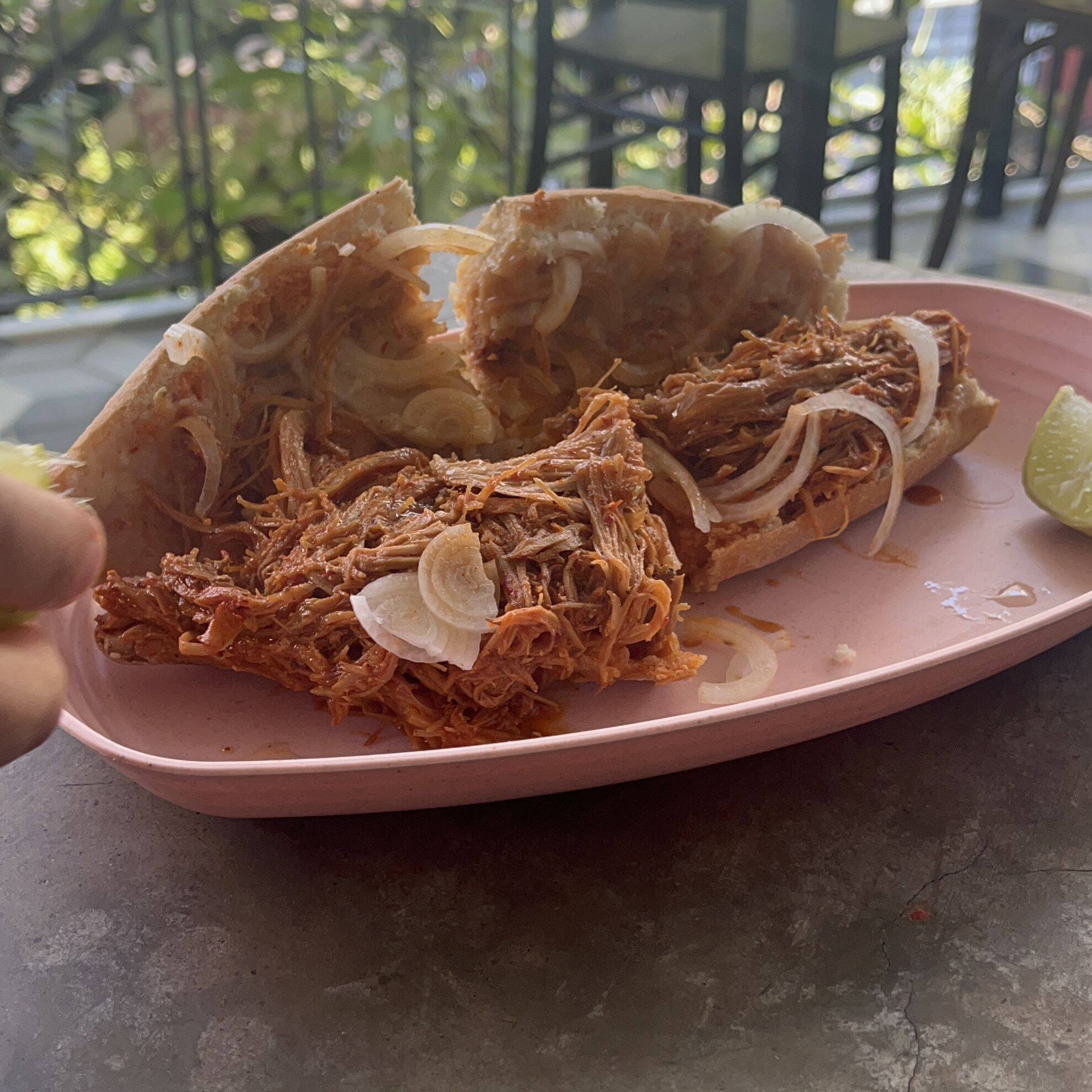 Lonche de Guisado