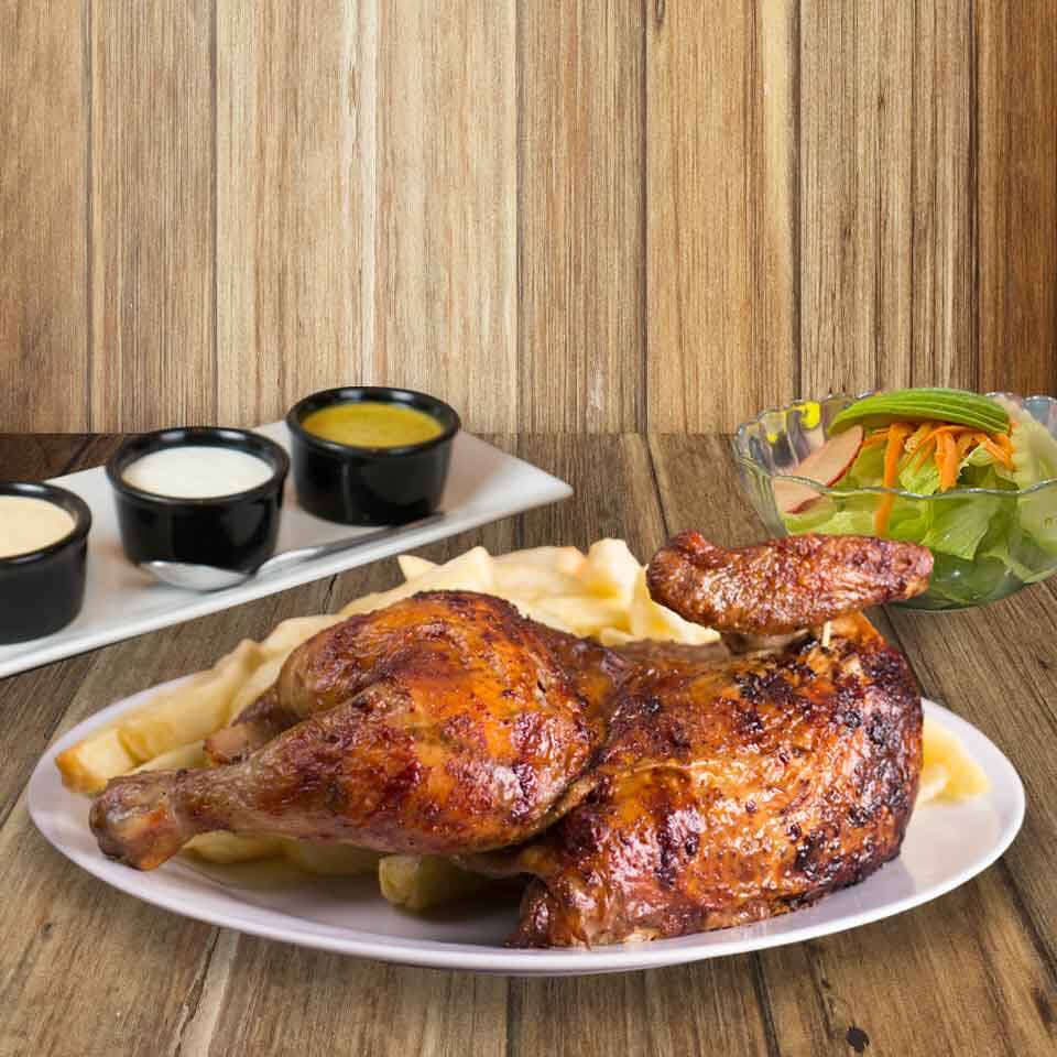 1/2 pollo más papas