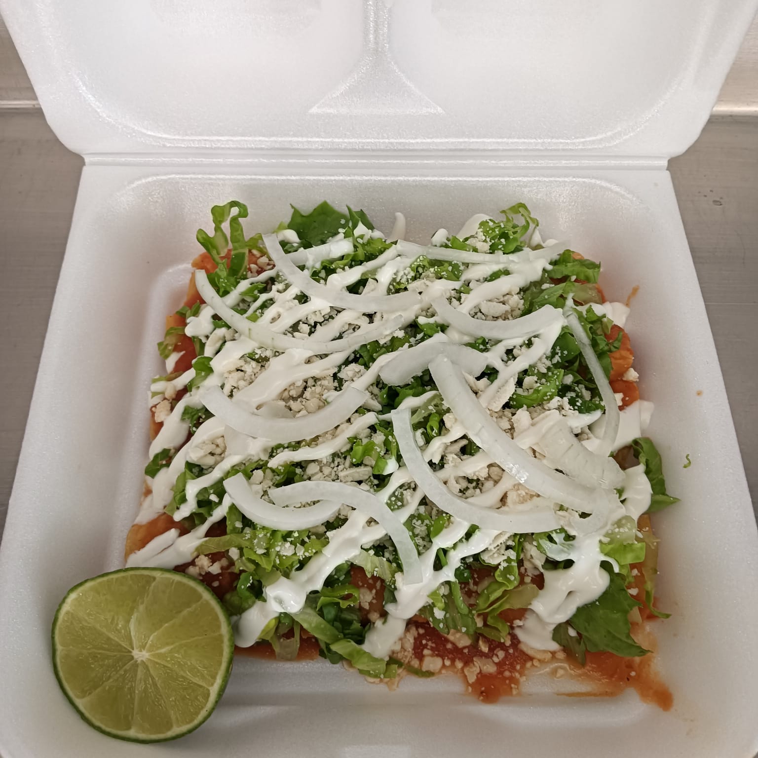 Enchiladas en Salsa roja de (Res)
