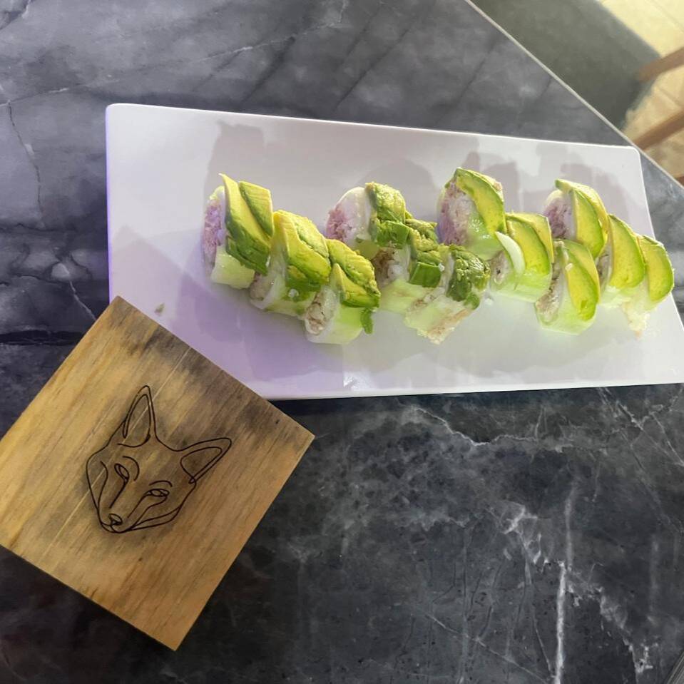 Tropical roll